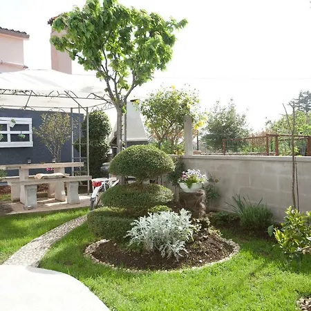 Ana Apartment Fazana